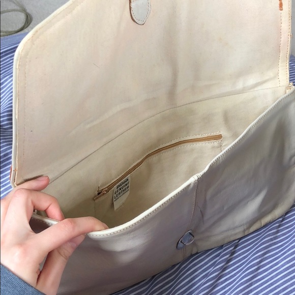 Vintage leather clutch - Picture 3 of 6